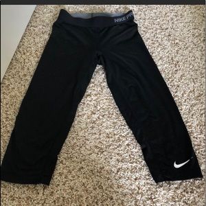 NIKE pro dri fit leggings